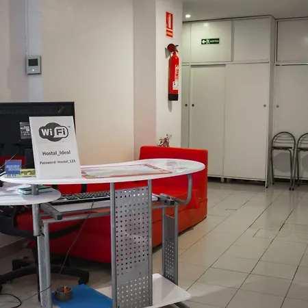 Ideal Badal Guest house Barcelona